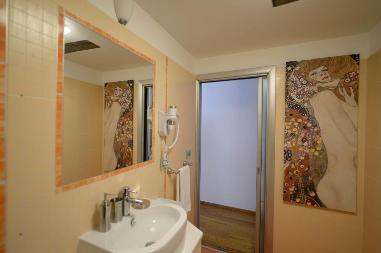 Campo De Fiori Relais Aparthotel Rome Luaran gambar